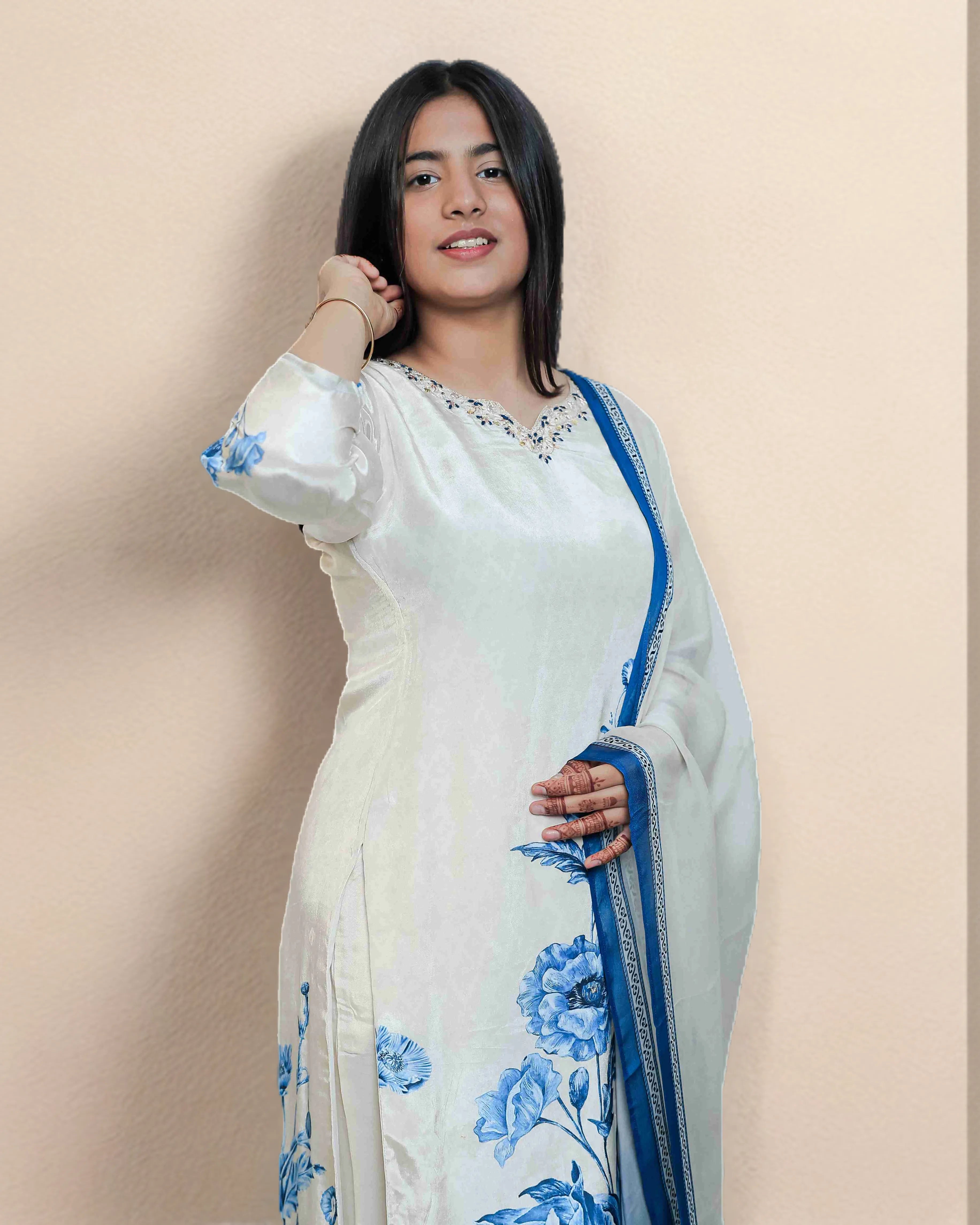 Zari white salwar kameez suit